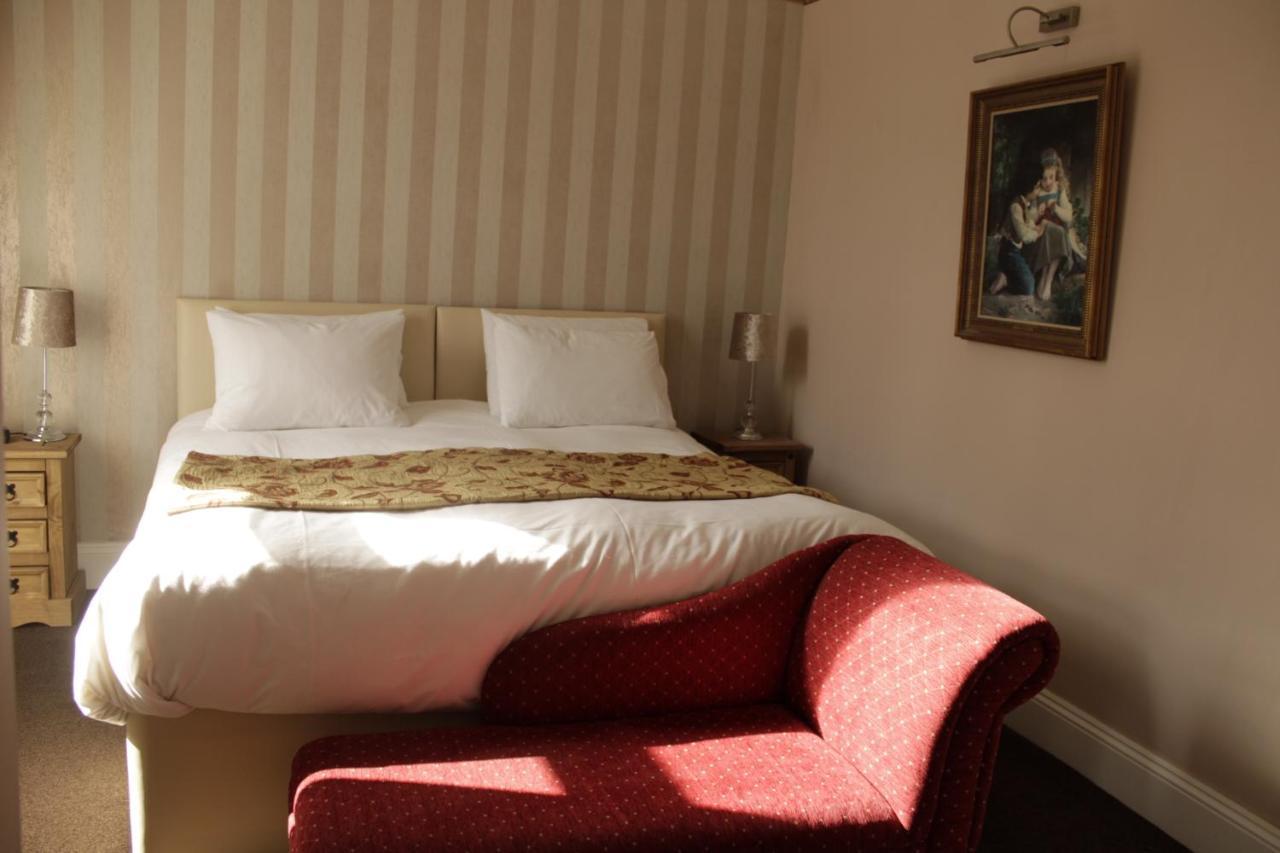 Clifton Villa Guest House Llandudno Buitenkant foto
